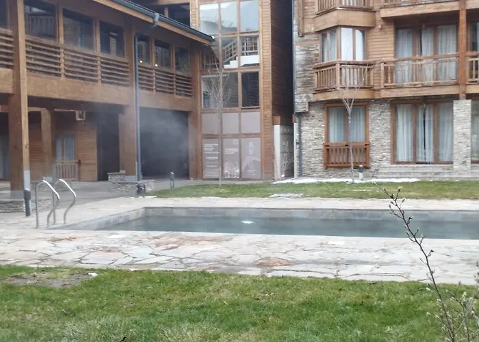 Pirin Golf - Nirvana New, شقة رازلوغ